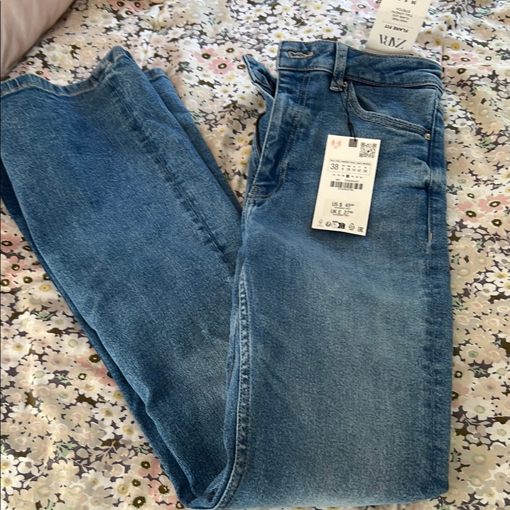 Zara Classic Blue Jeans